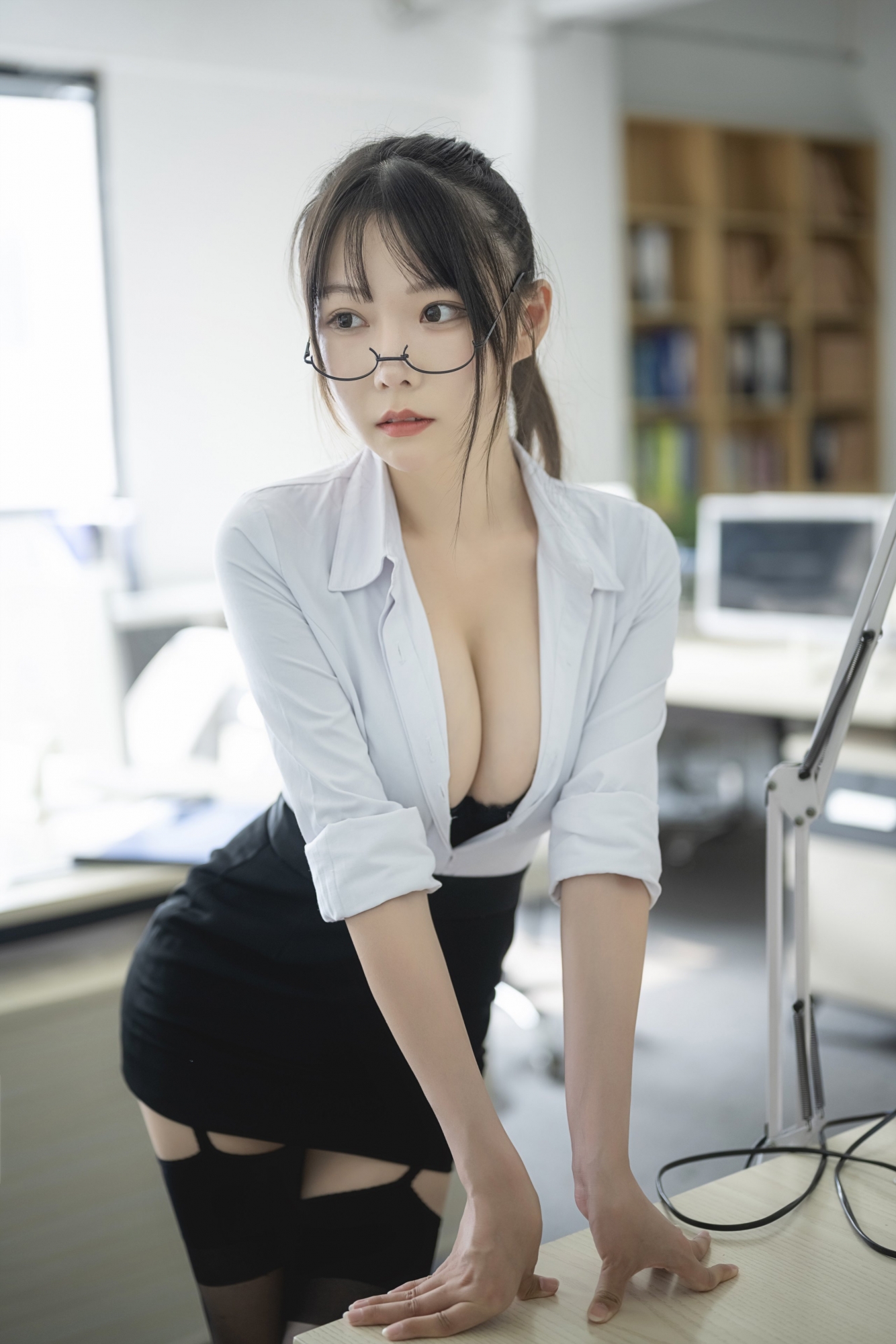 오른쪽버튼을 클릭하시면 창이 닫힙니다