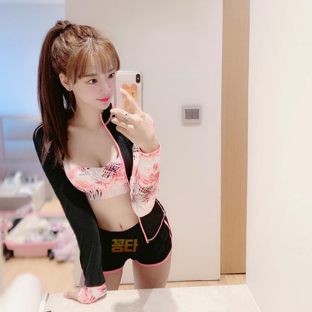 오른쪽버튼을 클릭하시면 창이 닫힙니다