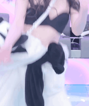 32827473_1753269586.9376.gif