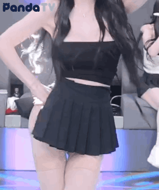 32827473_1753701513.661.gif